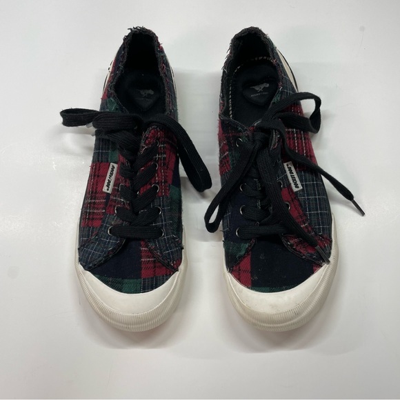 Rocket Dog Shoes - Rocket Dog Women’s Red, Green and Black Plaid Laces Sneakers Size 8.5